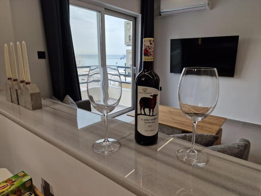 Patras Blue Sea And Sky Deluxe Apartment Eksteriør bilde